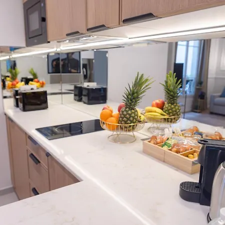 Premium Quiet Apartment, 3rd Floor With Elevator شقة باريس